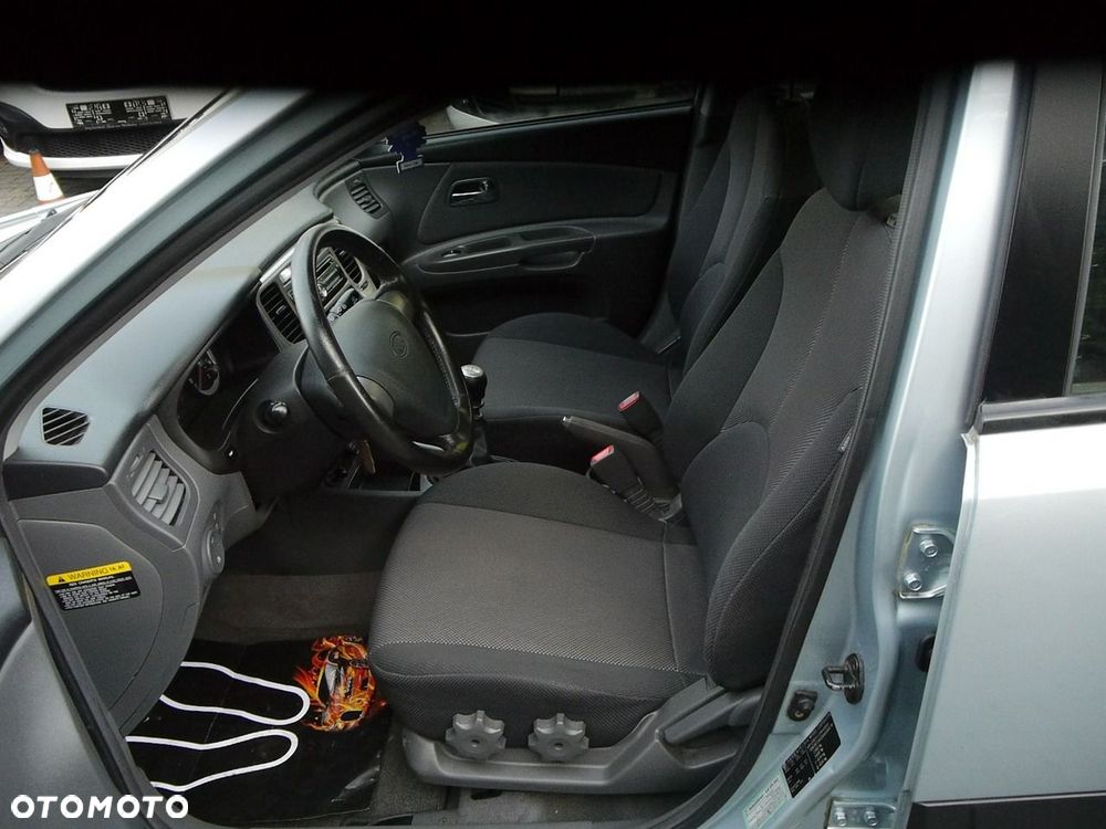 Kia Rio 1.6 EX - 26