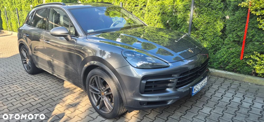 Porsche Cayenne Standard - 3