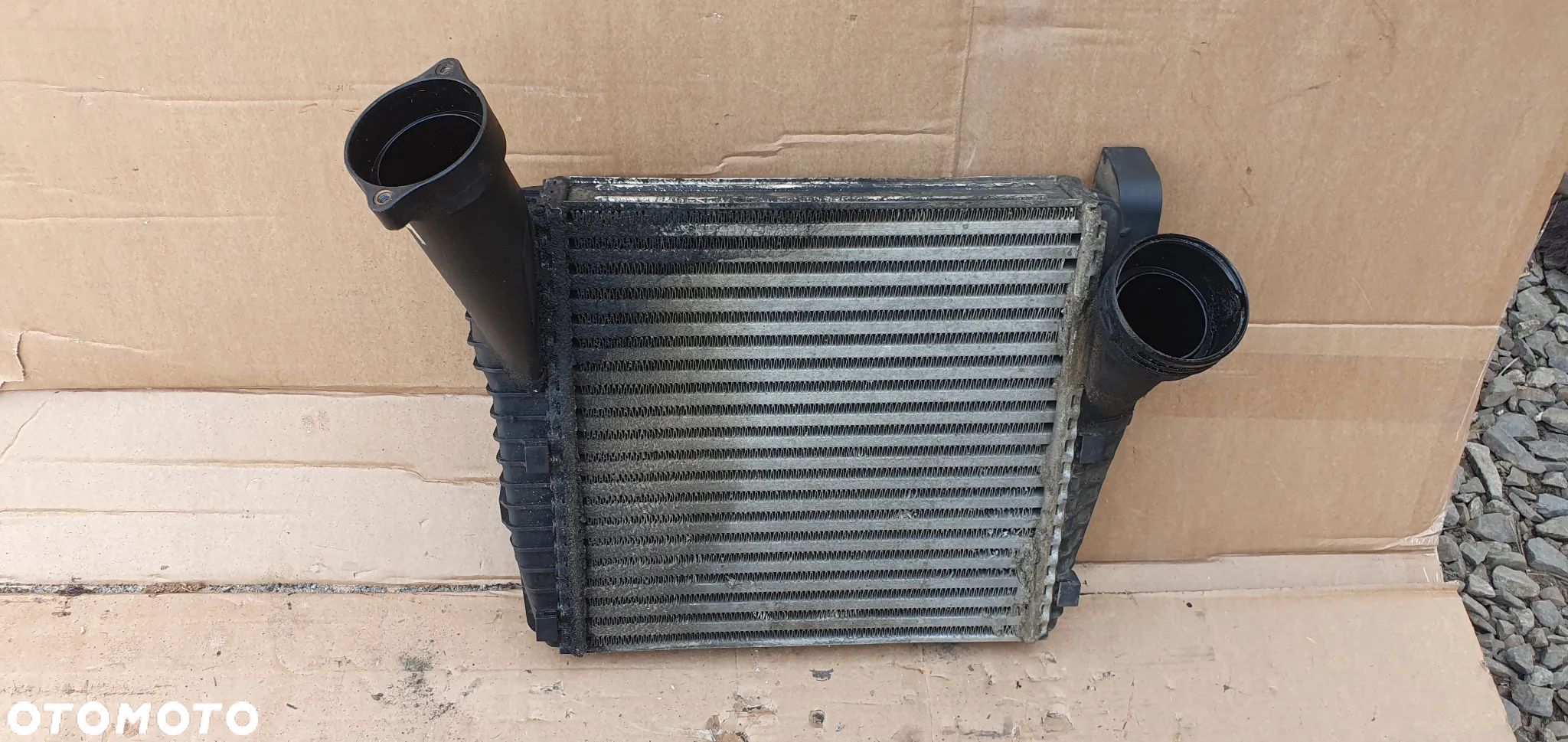 Intercooler chłodnica intercoolera VW Touareg 3.0 TDI 7L6145803 - 1