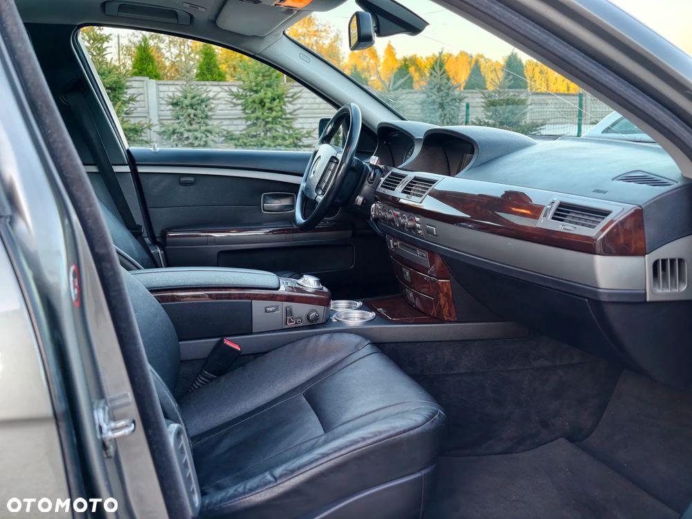 BMW Seria 7 730d - 8