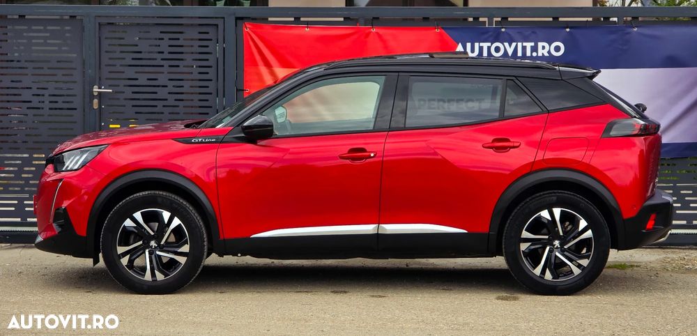 Peugeot 2008 PureTech 130 EAT8 GT - 8
