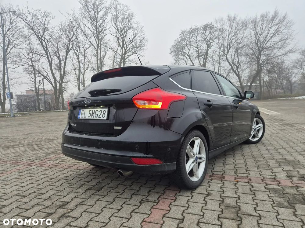 Ford Focus 1.5 EcoBoost Titanium ASS - 4
