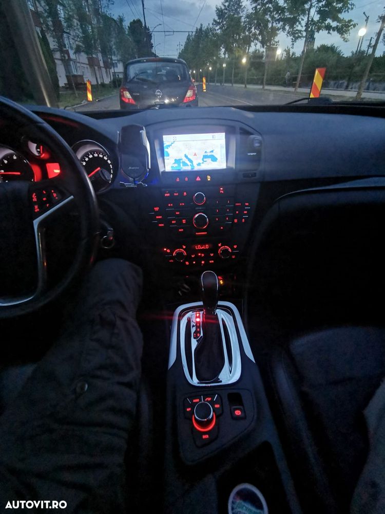 Opel Insignia 2.0 CDTI Automatik 4x4 Sport - 1