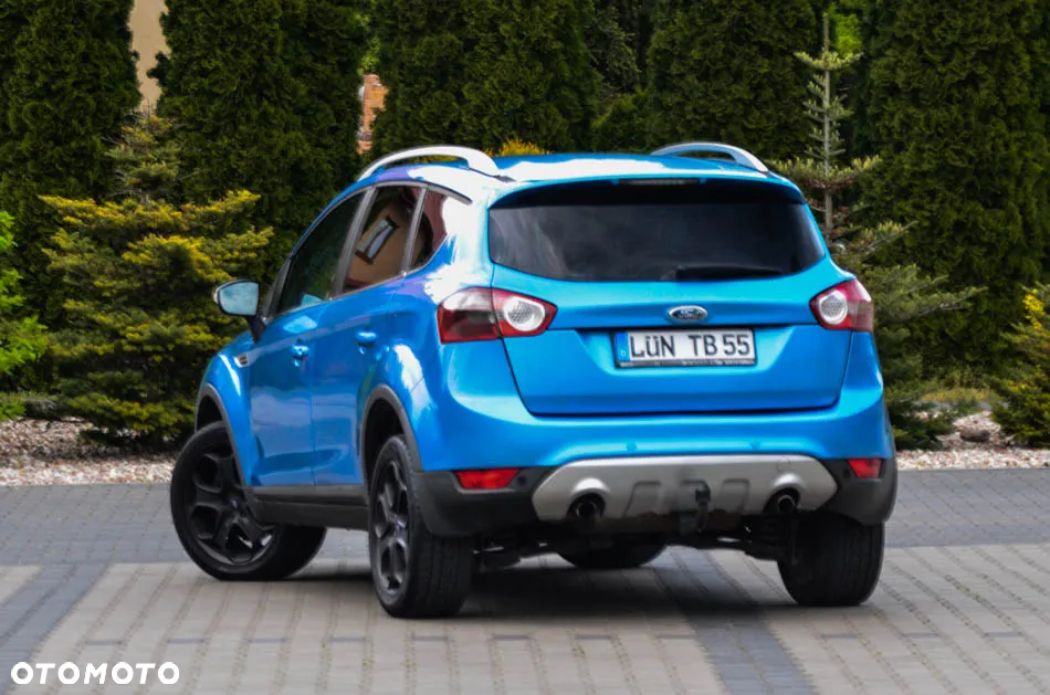 Ford Kuga 2.0 TDCi 2x4 Titanium - 26
