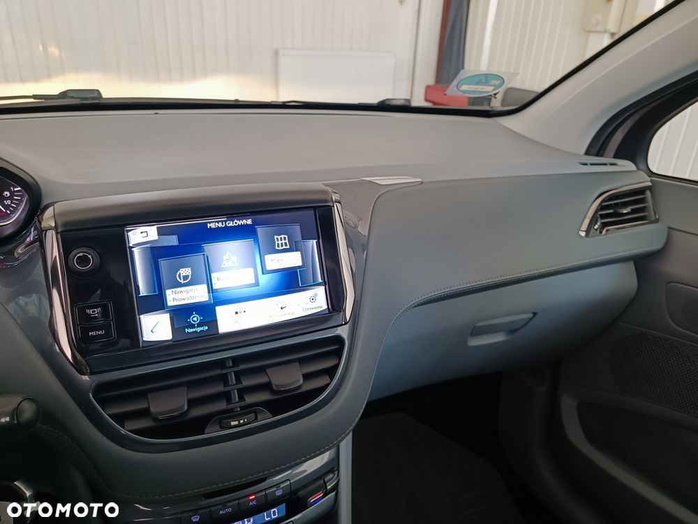 Peugeot 208 1.6 VTi Allure - 20