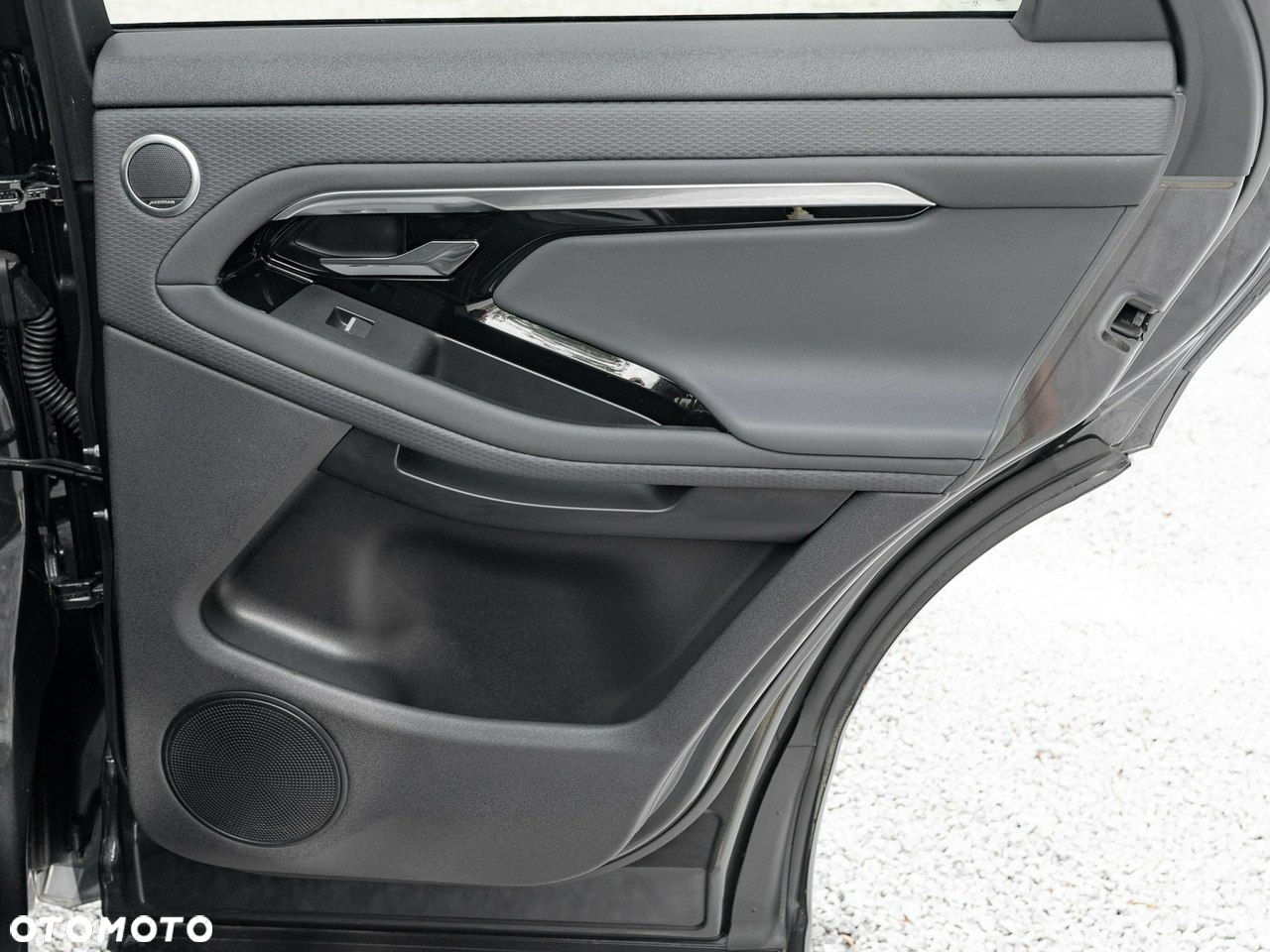 Land Rover Range Rover Evoque - 27