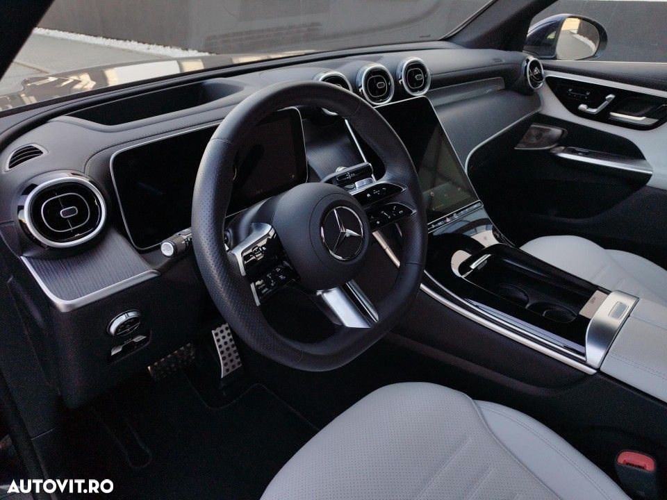 Mercedes-Benz GLC 300 e 4MATIC - 11