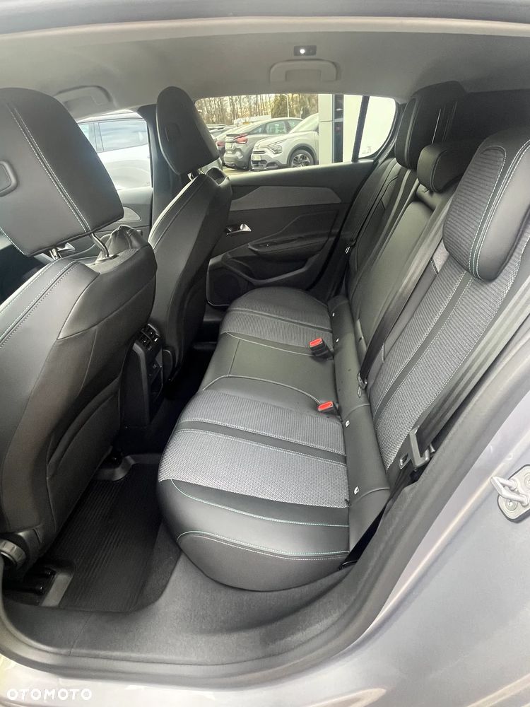 Peugeot 308 1.2 PureTech Allure Pack S&S - 12