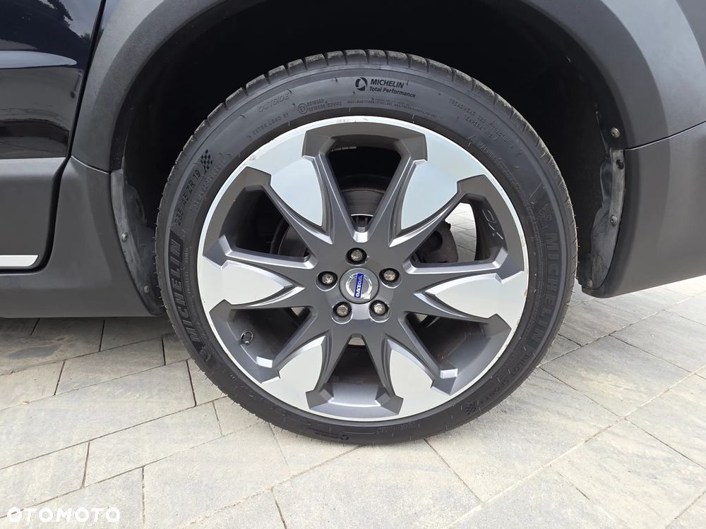 Volvo XC 70 D5 AWD Summum - 20