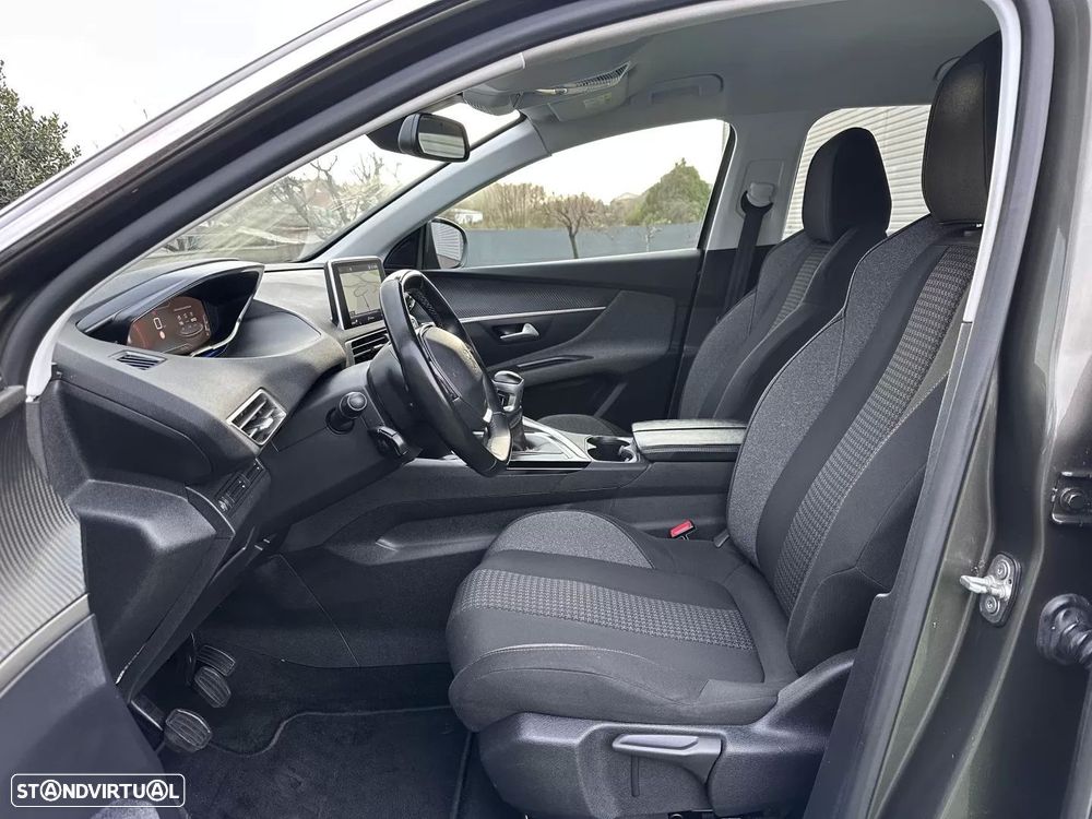 Peugeot 3008 1.2 PureTech Active Pack - 17