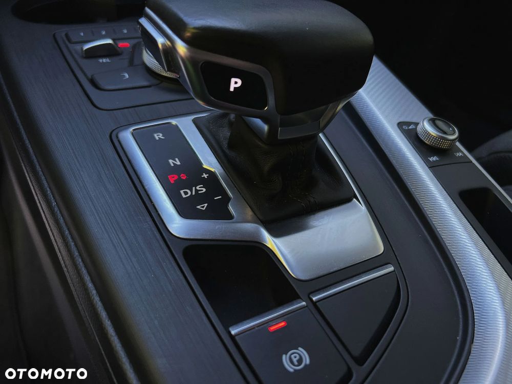 Audi A4 Avant 40 TDI S tronic design - 35