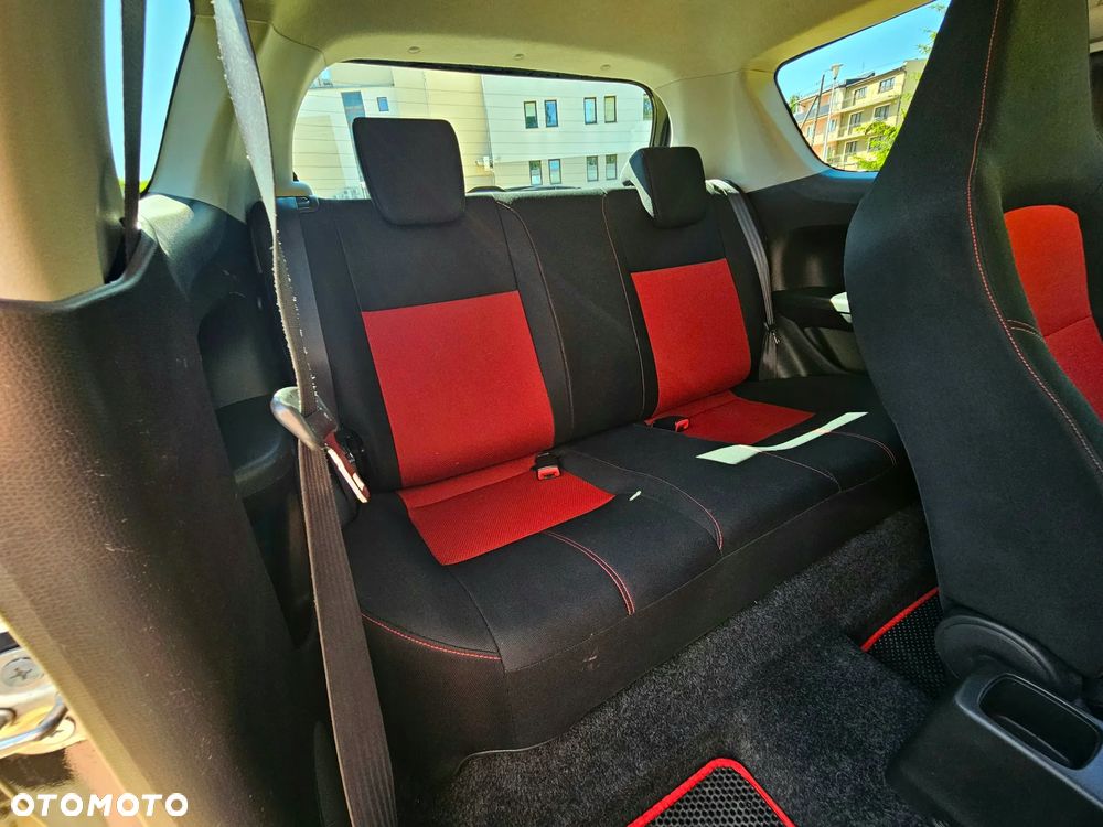 Suzuki Swift 1.6 Sport - 29