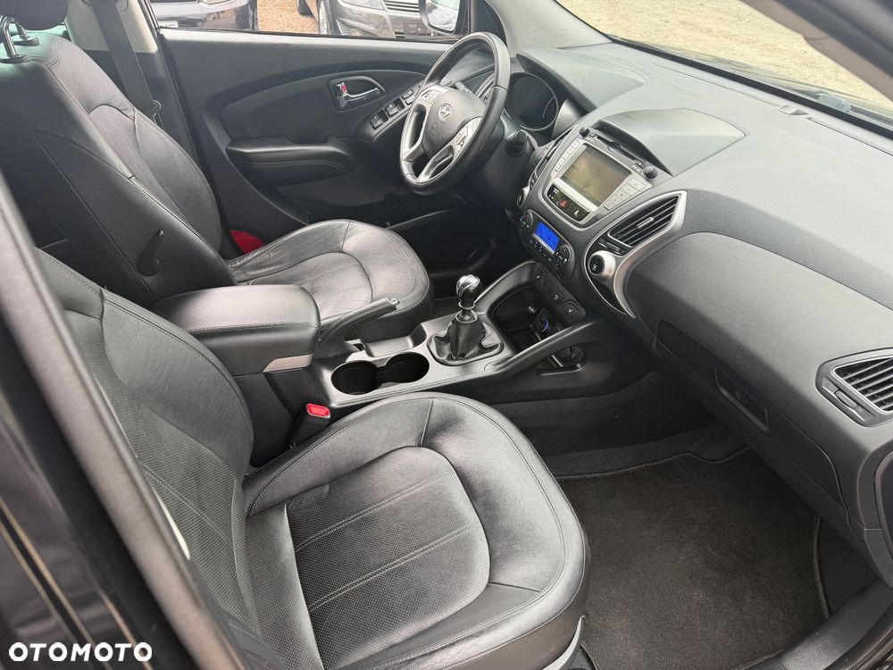 Hyundai ix35 - 24