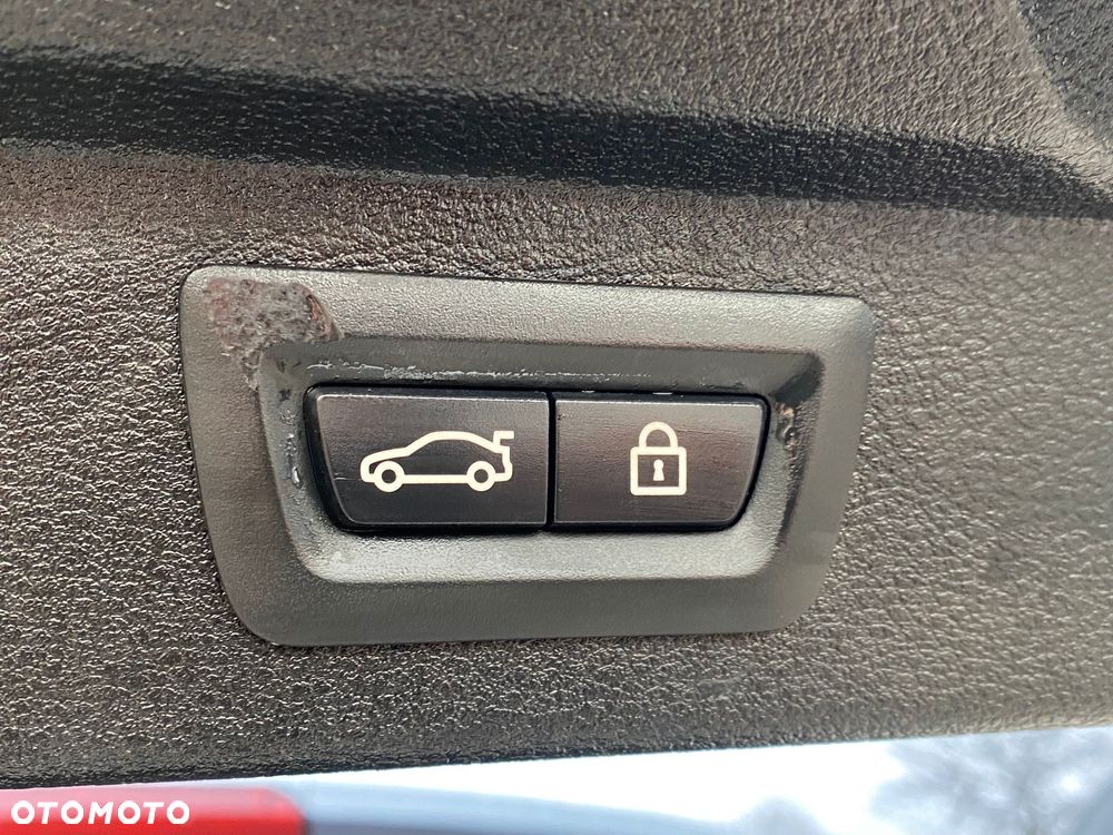 BMW X5 xDrive50i Sport-Aut - 29