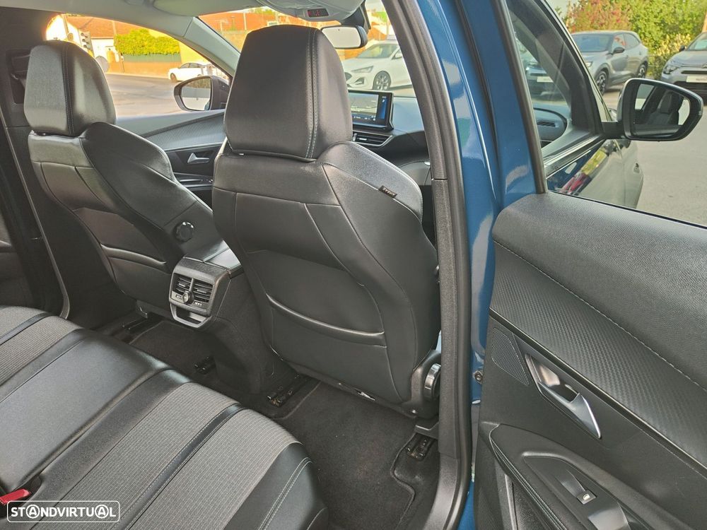 Peugeot 3008 1.5 BlueHDi Allure - 32