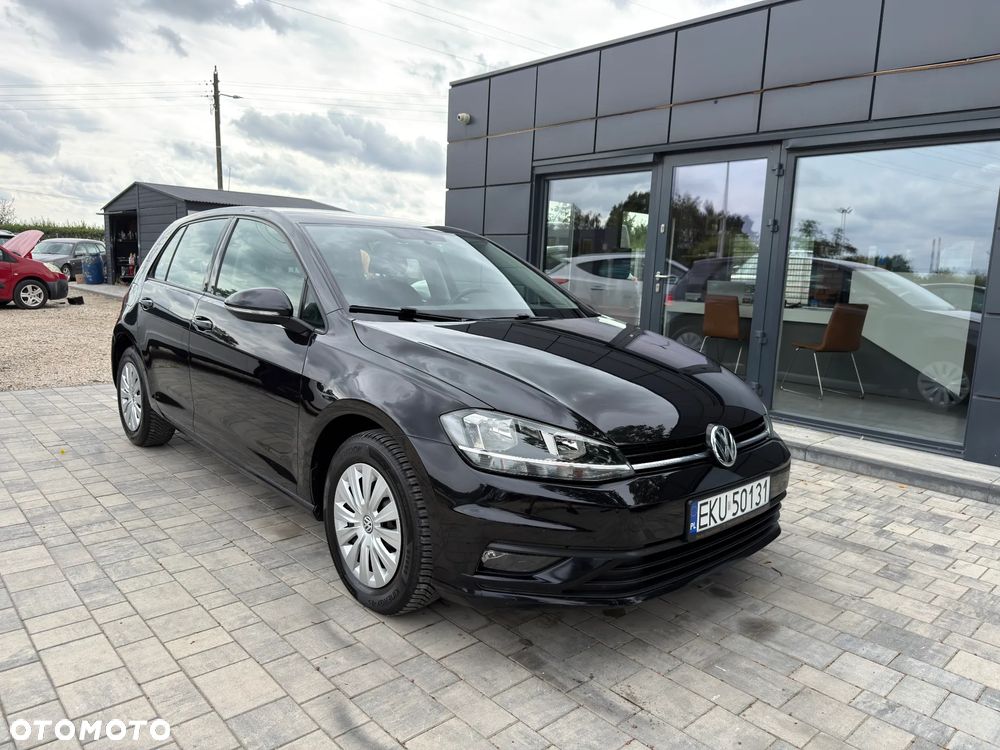 Volkswagen Golf - 2