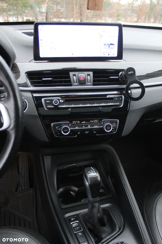 BMW X1 xDrive25i xLine - 17