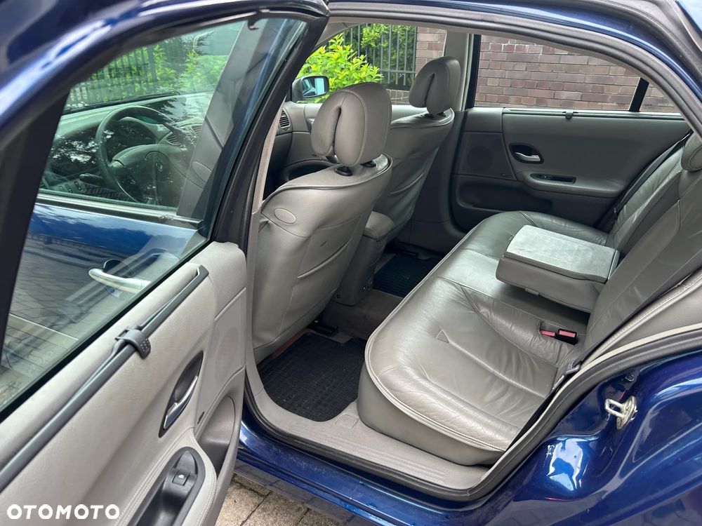 Renault Laguna - 7