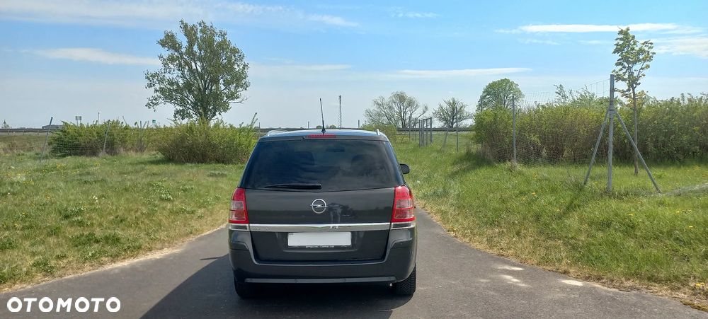 Opel Zafira 1.8 Family - 4