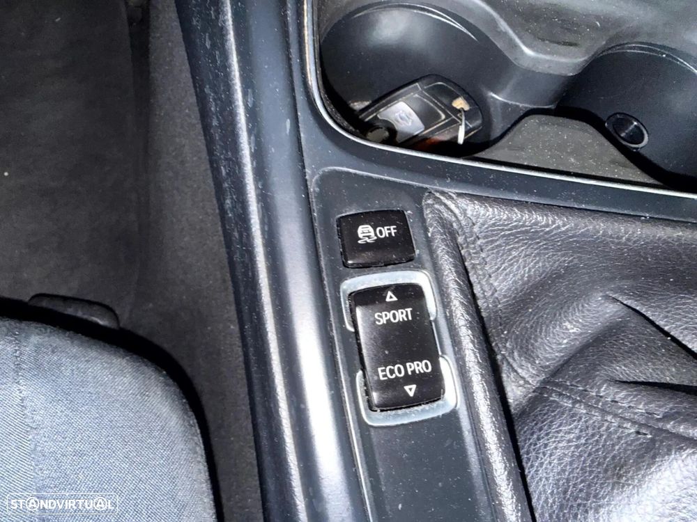 BMW 318 d Navigation - 31