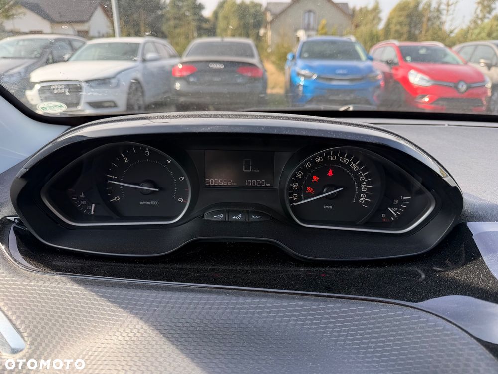 Peugeot 208 Blue-HDi 100 Stop&Start Allure - 11