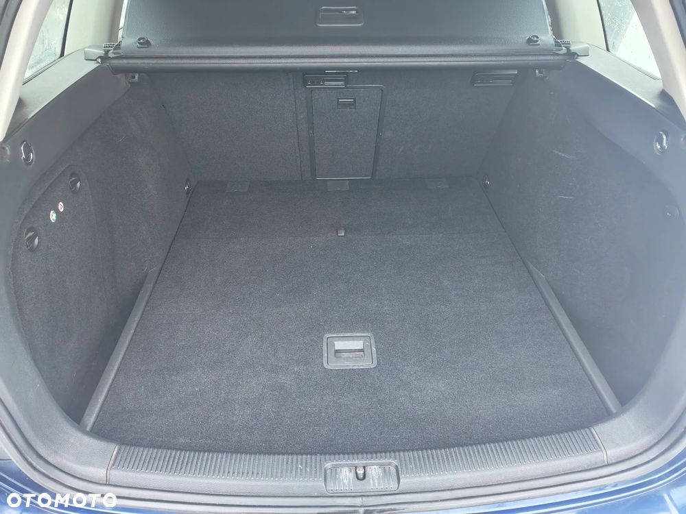 Volkswagen Golf 1.6 TDI Comfortline - 9