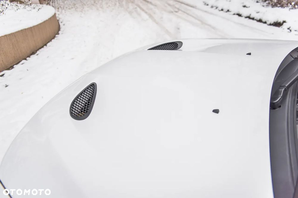 Jeep Grand Cherokee - 19