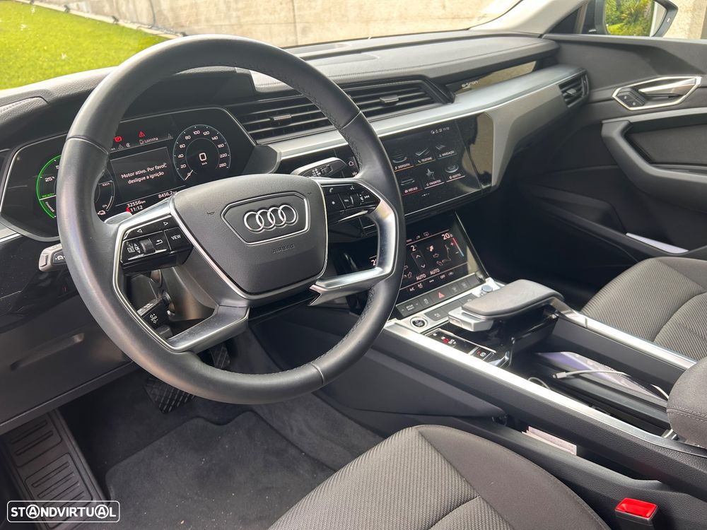 Audi e-tron Sportback 55 quattro Advanced - 4