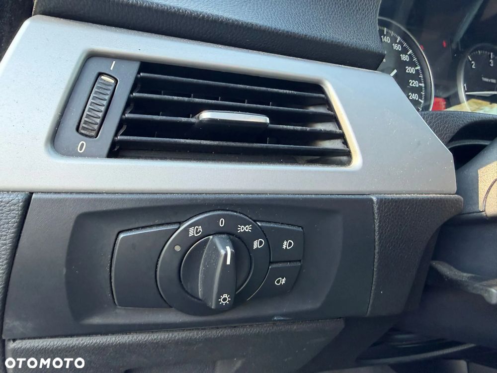 BMW Seria 3 320d DPF Edition Fleet Sport - 7