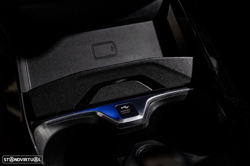 BMW 118 i Pack Desportivo M Auto - 22