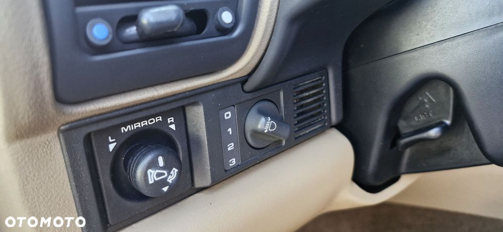Land Rover Discovery 4.0 V8 ES - 32