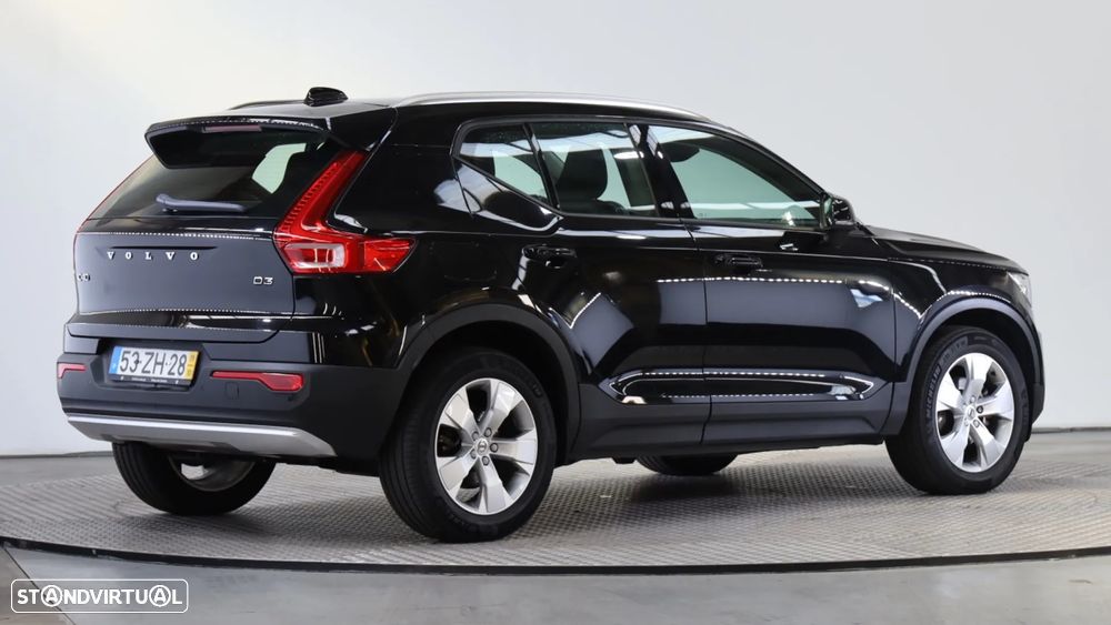 Volvo XC 40 2.0 D3 Momentum Plus - 8