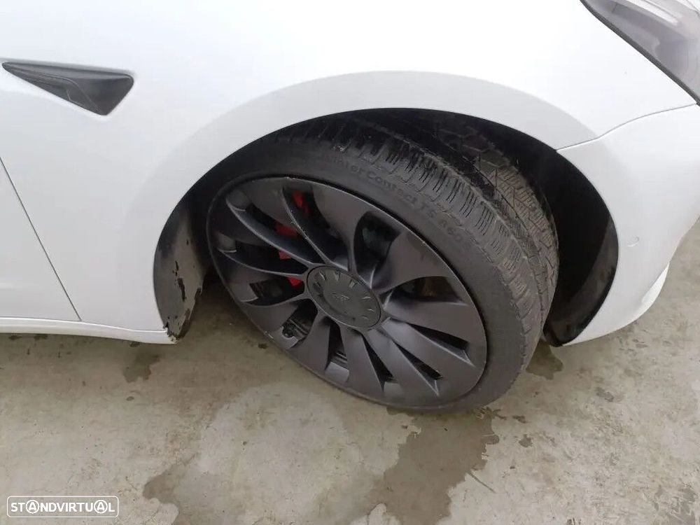 Tesla Model 3 Performance Dual Motor AWD - 11