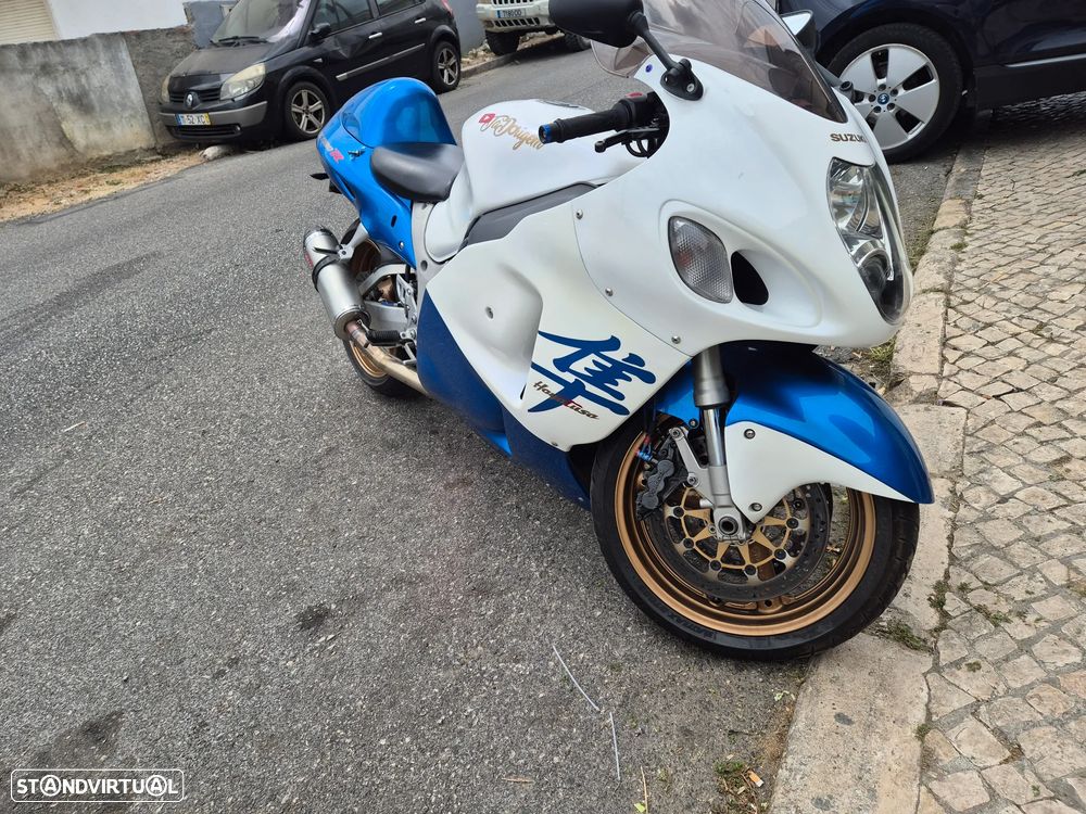 Suzuki Hayabusa - 1