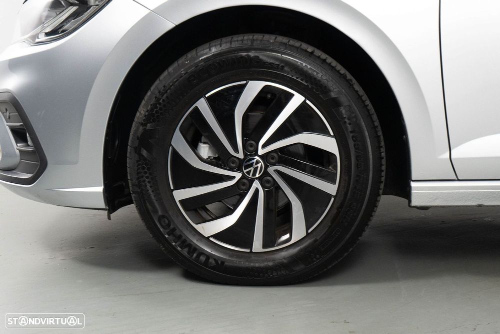 VW Polo 1.0 TSI Urban DSG - 19