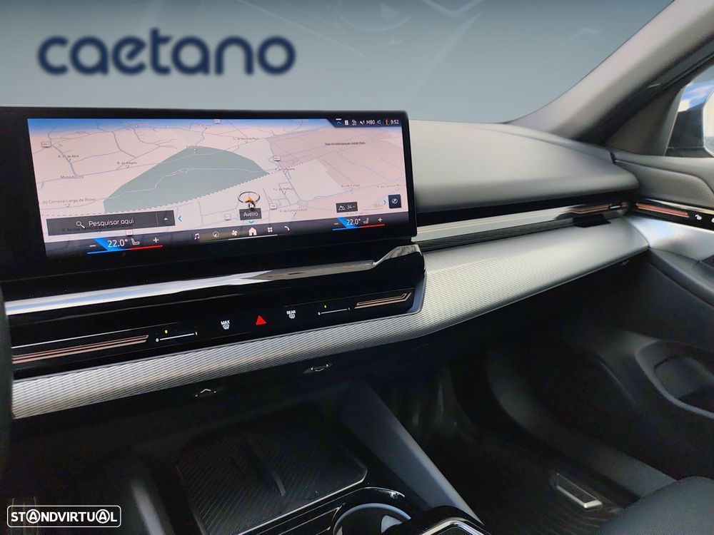 BMW 530 e Pack Desportivo M - 26