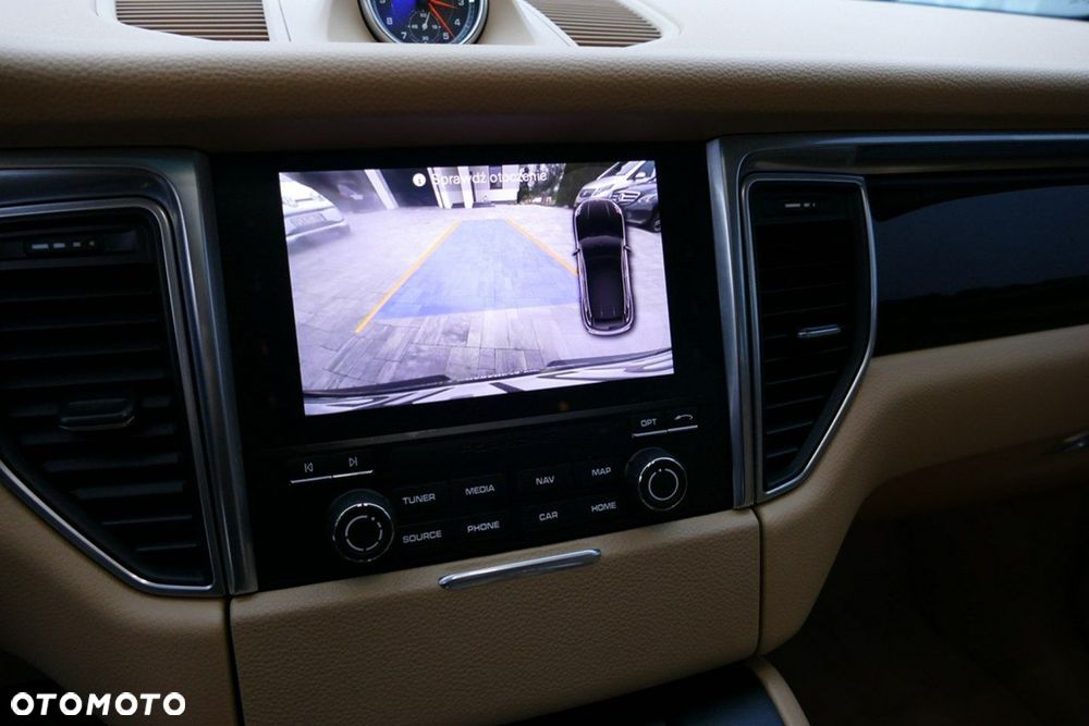 Porsche Macan S - 29