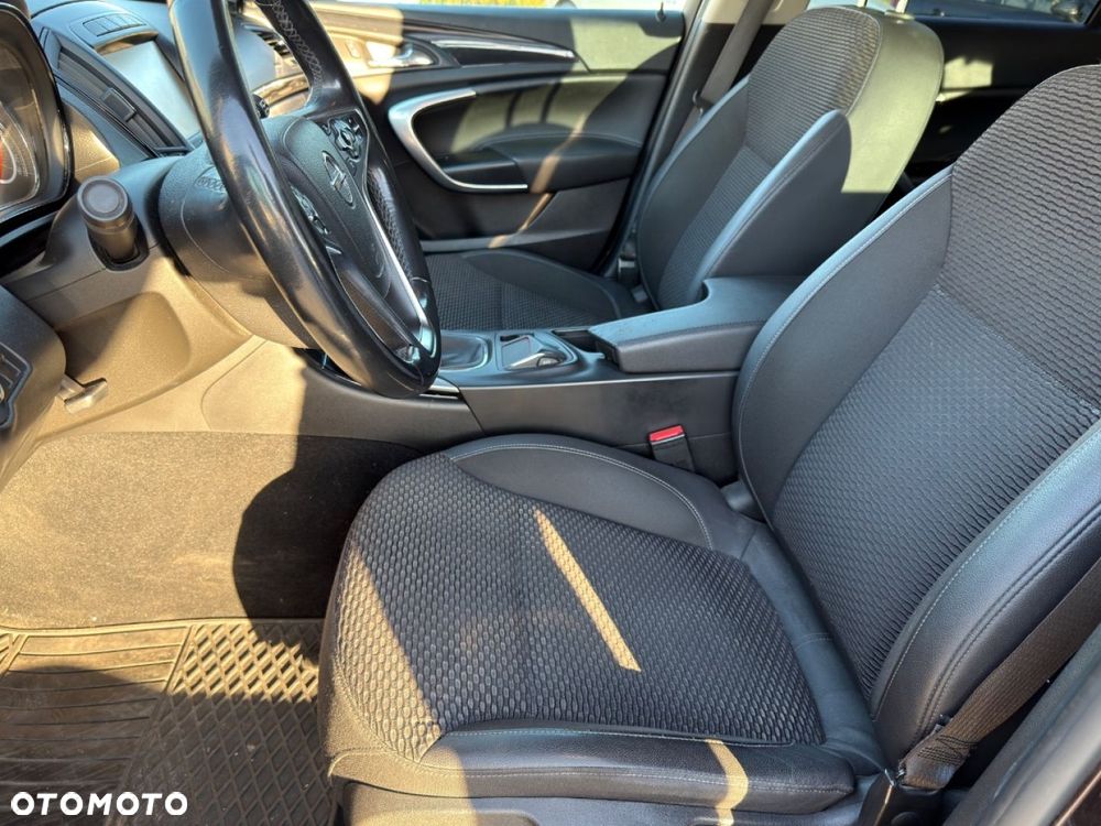 Opel Insignia - 19