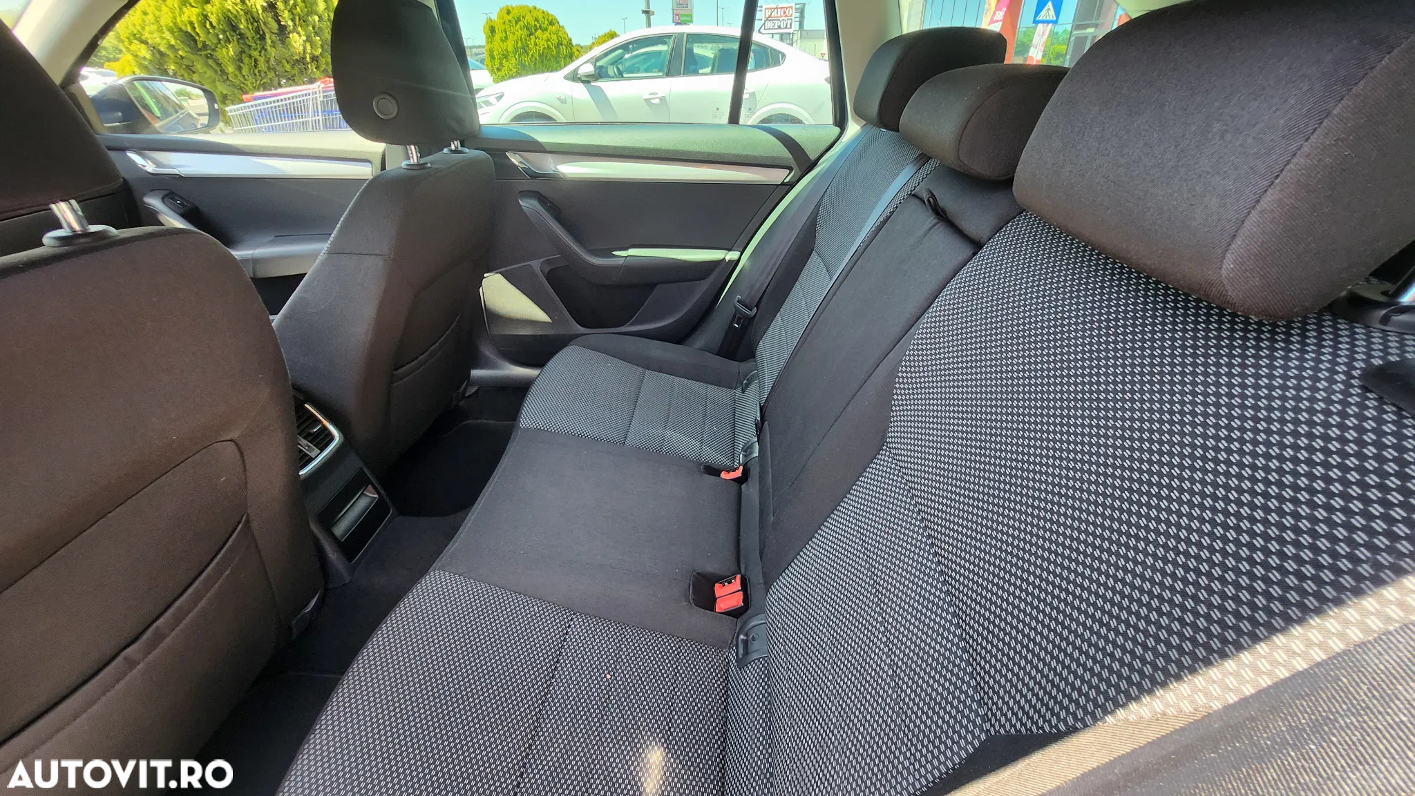Skoda Octavia 1.4 TSI ELEGANCE DSG - 6