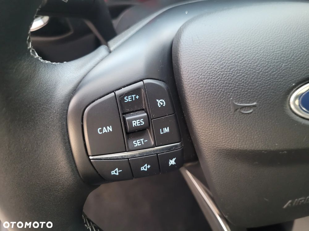 Ford Fiesta 1.0 EcoBoost S&S COOL&CONNECT - 14