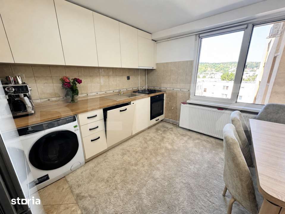 Apartament cu 4 camere, 78 mp, zona Corina-Tudor