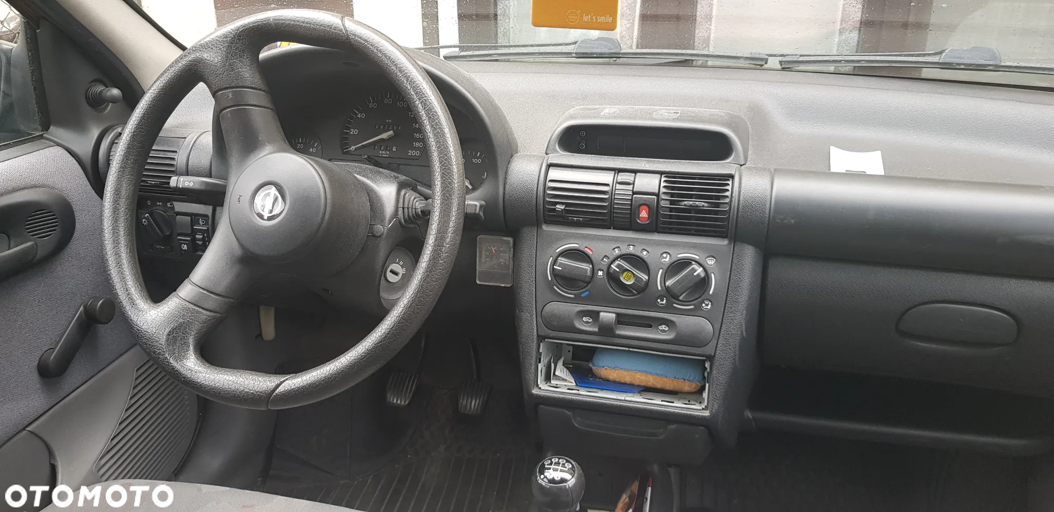 Opel Corsa 1.0 Swing 12v - 2