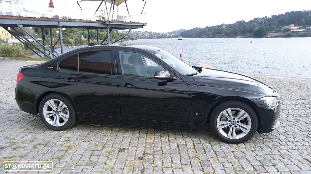 BMW 330 e iPerformance Advantage - 11