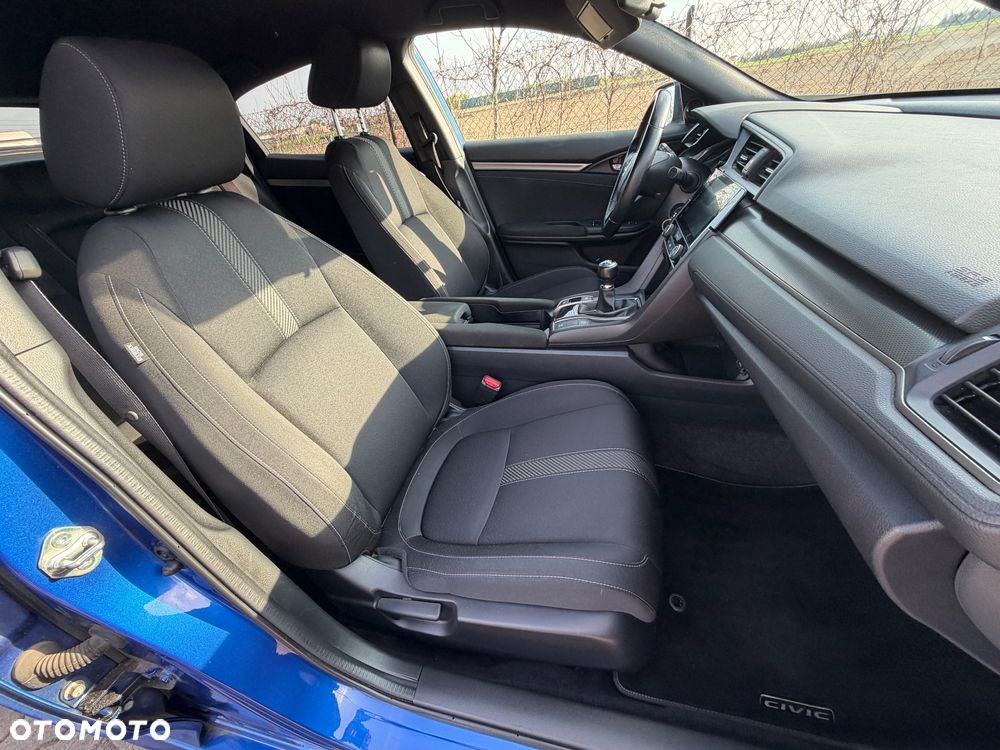 Honda Civic 1.0 T Comfort Sport Line - 25