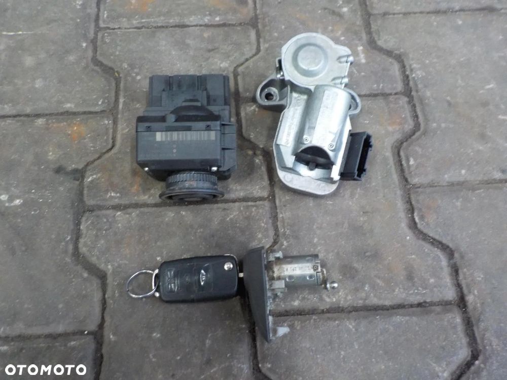VW CRAFTER STACYJKA KLUCZ WKŁADKA 2E0905865K - 1