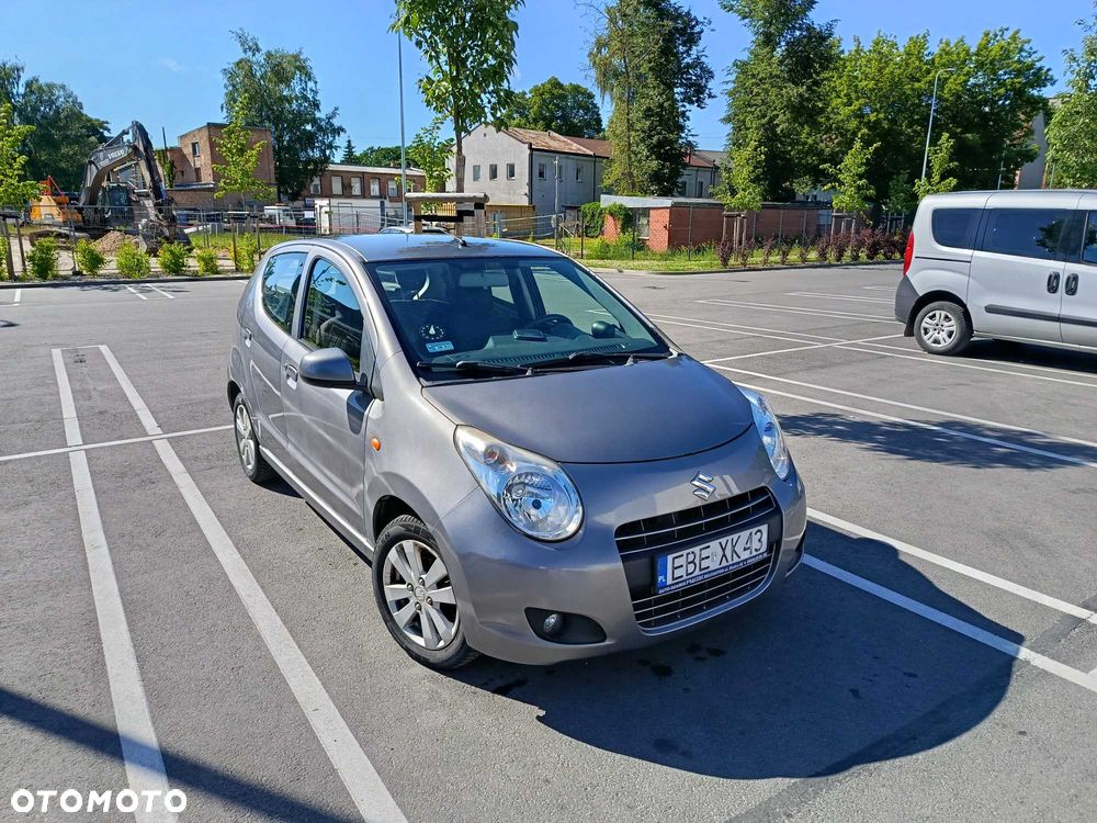 Suzuki Alto - 2