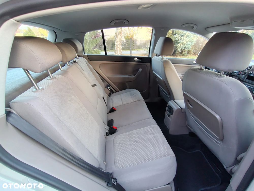 Volkswagen Golf Plus 1.6 Comfortline - 11