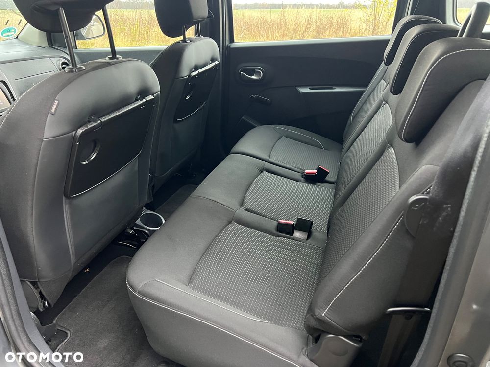 Dacia Lodgy - 24