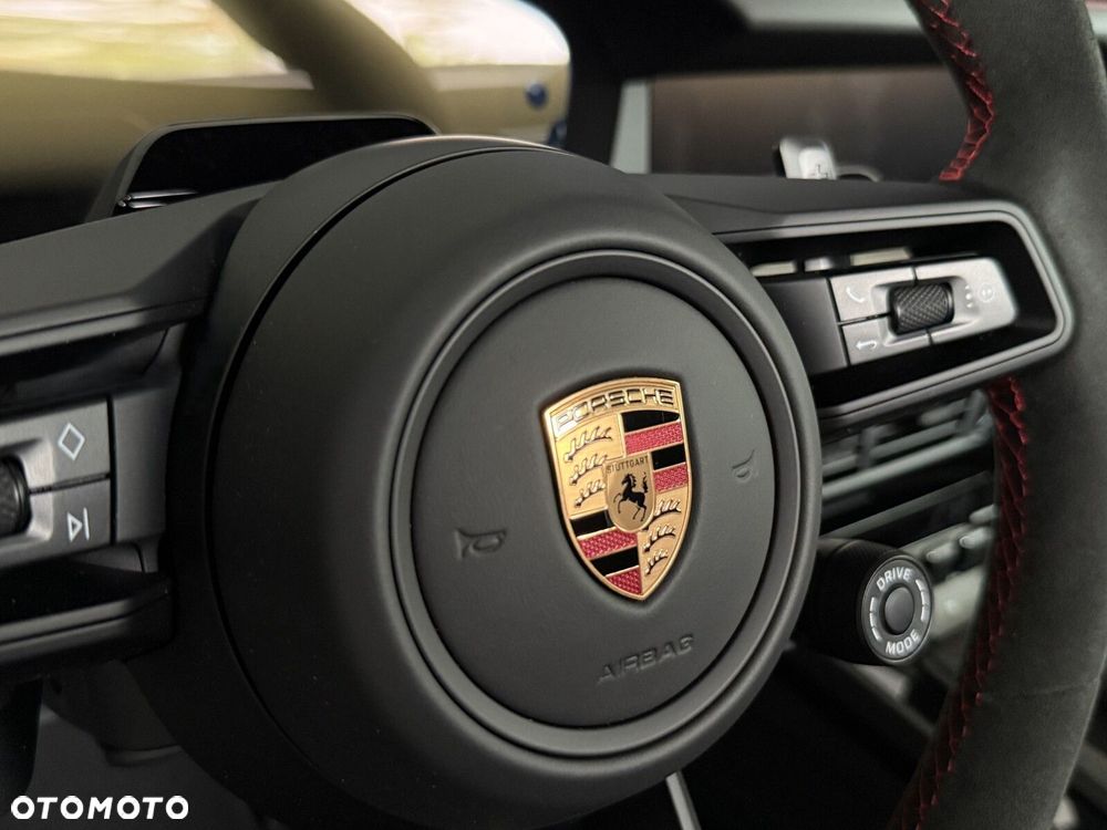 Porsche 911 - 22