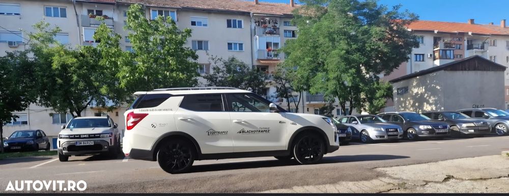 SsangYong Tivoli Grand - 2